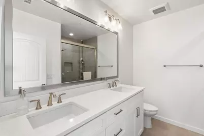 13480 Lopelia Meadows Place #111, San Diego, CA 92130 - Photo 19