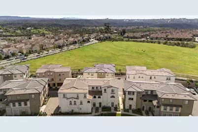 13480 Lopelia Meadows Place #111, San Diego, CA 92130 - Photo 27