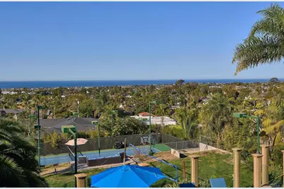 4135 Skyline Rd, Carlsbad, CA 92008 - Photo 11