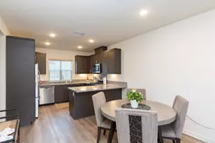 877 Blackstone Dr, San Marcos, CA 92078 - Photo 3