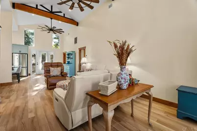 38755 Via Vista Grande, Murrieta, CA 92562 - Photo 47