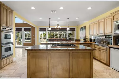 38755 Via Vista Grande, Murrieta, CA 92562 - Photo 7