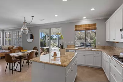 1979 Oxford Court, Vista, CA 92081 - Photo 9