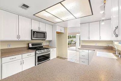 254 Saguaro Place, Oceanside, CA 92057 - Photo 11