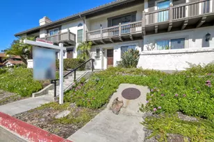 907 Hickory Ct, Carlsbad, CA 92011 - Photo 3