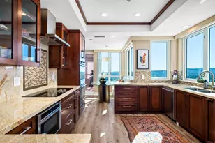 3890 Nobel Dr, San Diego, CA 92122 - Photo 7