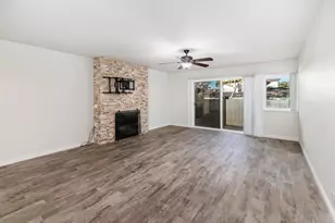 2607 Pirineos Way, Carlsbad, CA 92009 - Photo 15