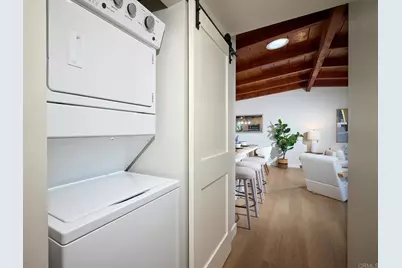 735 737 Pine Avenue, Carlsbad, CA 92008 - Photo 11