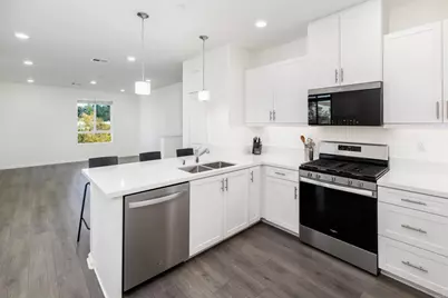 953 Radcliffe Trail, Vista, CA 92081 - Photo 13