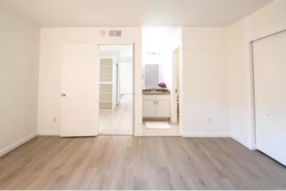 475 N Midway Drive #106, Escondido, CA 92027 - Photo 15