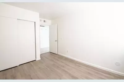 475 N Midway Drive #106, Escondido, CA 92027 - Photo 19