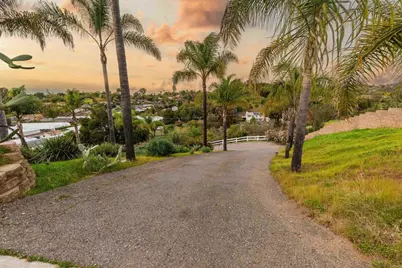 1567 Monte Vista Drive, Vista, CA 92084 - Photo 45