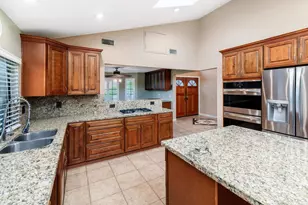 1567 Monte Vista Dr, Vista, CA 92084 - Photo 23