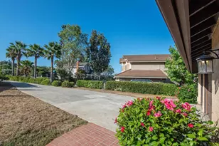 2432 Live Oak Rd, Escondido, CA 92029 - Photo 9