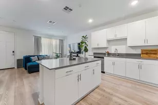 35115 Rangpur Ln, Fallbrook, CA 92028 - Photo 5