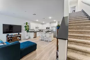 35115 Rangpur Ln, Fallbrook, CA 92028 - Photo 9