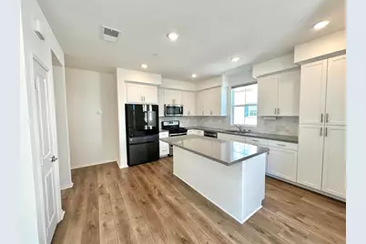 419 Atlas, Escondido, CA 92025 - Photo 5