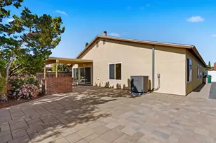 8641 Hydra Ln, San Diego, CA 92126 - Photo 21