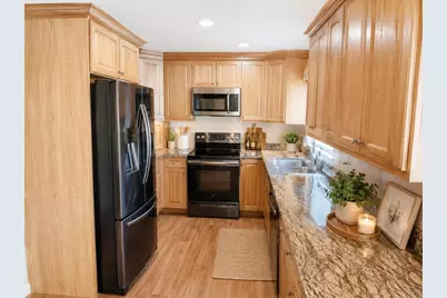 8975 Lawrence Welk Drive #409, Escondido, CA 92026 - Photo 7