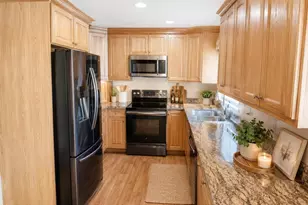 8975 Lawrence Welk Dr, Escondido, CA 92026 - Photo 7