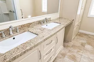 8975 Lawrence Welk Dr, Escondido, CA 92026 - Photo 17