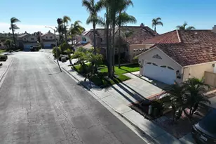 1667 Olympus Loop Dr, Vista, CA 92081 - Photo 3