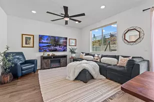 228 Hass Ln, Fallbrook, CA 92028 - Photo 7