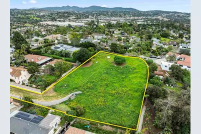 1683 Watson Way, Vista, CA 92083 - Photo 9