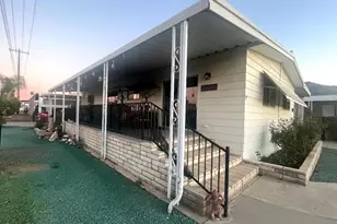 26056 Butterfly Palm Dr, Homeland, CA 92548 - Photo 9