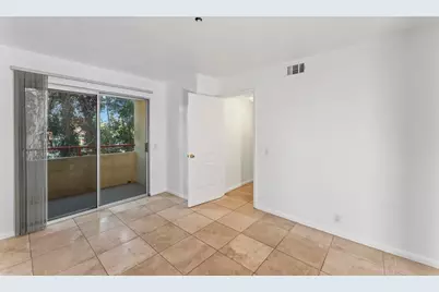 390 E Madison #H, El Cajon, CA 92020 - Photo 13