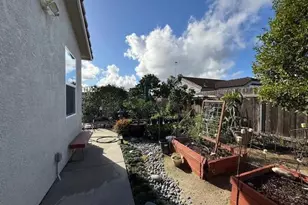 10434 Cheviot Ct, San Diego, CA 92126 - Photo 15