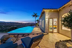 30330 Via Maria Elena, Bonsall, CA 92003 - Photo 11