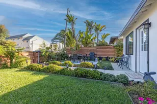 376 378 Acacia Dr, Carlsbad, CA 92008 - Photo 3