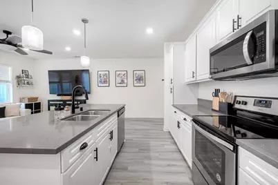 1374 Palo Verde Way, Vista, CA 92083 - Photo 17