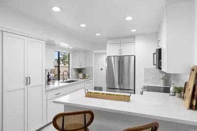 3851 Camino Lindo, San Diego, CA 92122 - Photo 11