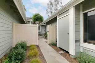 1065 Brewley Ln, Vista, CA 92081 - Photo 27