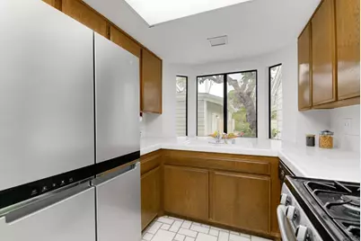 1065 Brewley Lane, Vista, CA 92081 - Photo 11