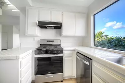 1896 E Pointe Avenue, Carlsbad, CA 92008 - Photo 21