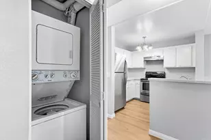 3440 Lebon Dr, San Diego, CA 92122 - Photo 7