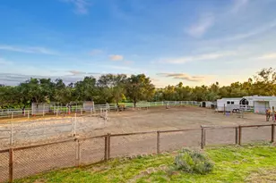 2092 Tudor Ln, Fallbrook, CA 92028 - Photo 25