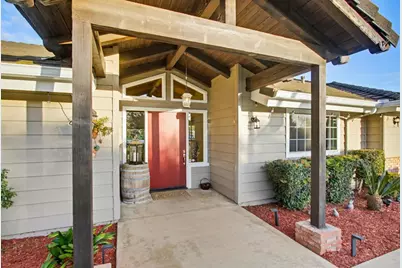 2092 Tudor Lane, Fallbrook, CA 92028 - Photo 5