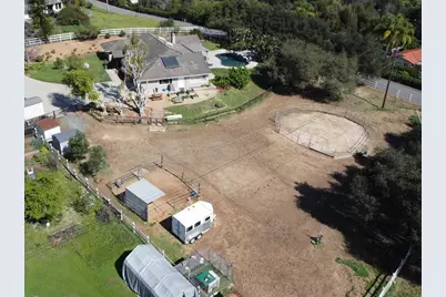 2092 Tudor Lane, Fallbrook, CA 92028 - Photo 5