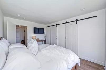 908 Caminito Madrigal #F, Carlsbad, CA 92011 - Photo 11