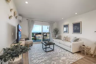 908 Caminito Madrigal, Carlsbad, CA 92011 - Photo 5