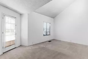 8427 Via Mallorca, La Jolla, CA 92037 - Photo 17