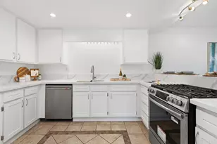 6901 Quail Pl, Carlsbad, CA 92009 - Photo 17