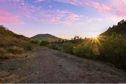20545 Aguilera Lane, Escondido, CA 92029 - Photo 3