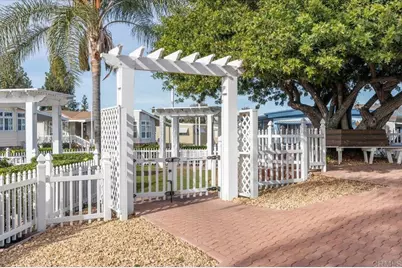 2280 E Valley Parkway #4, Escondido, CA 92027 - Photo 37