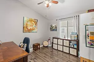 2280 E Valley Parkway, Escondido, CA 92027 - Photo 23