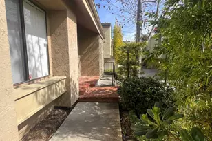 3230 Caminito Eastbluff, San Diego, CA 92037 - Photo 3